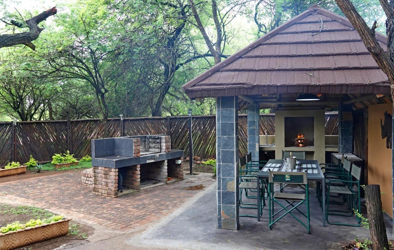 Вилла Marloth Park Hippo House Экстерьер фото