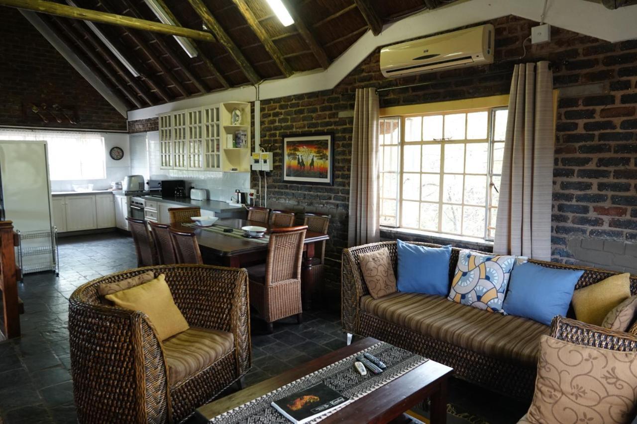 Вилла Marloth Park Hippo House Экстерьер фото