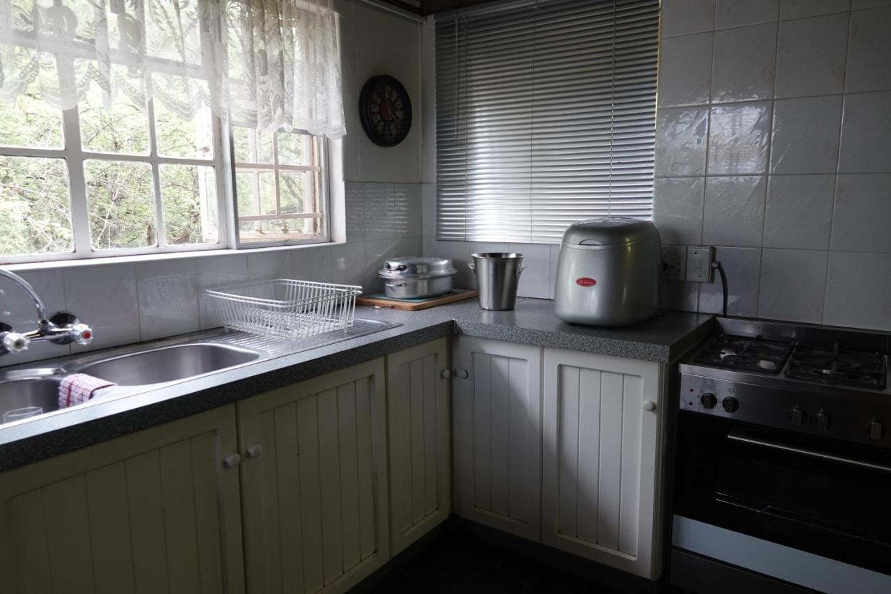 Вилла Marloth Park Hippo House Экстерьер фото